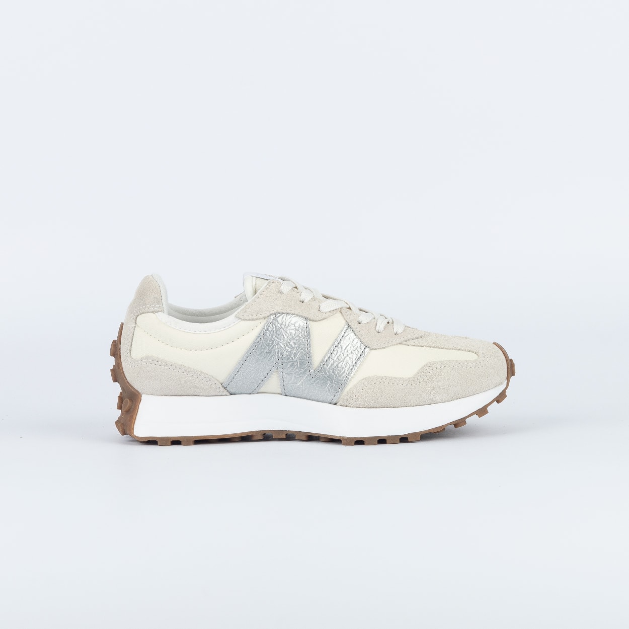Tênis New Balance 327 V1 Branco Off Prata W327755