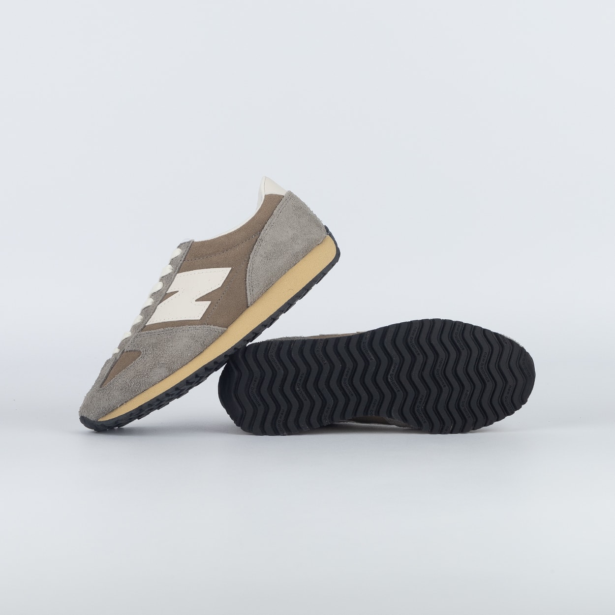 Tênis New Balance 471 Verde Musgo Marrom U4714I8