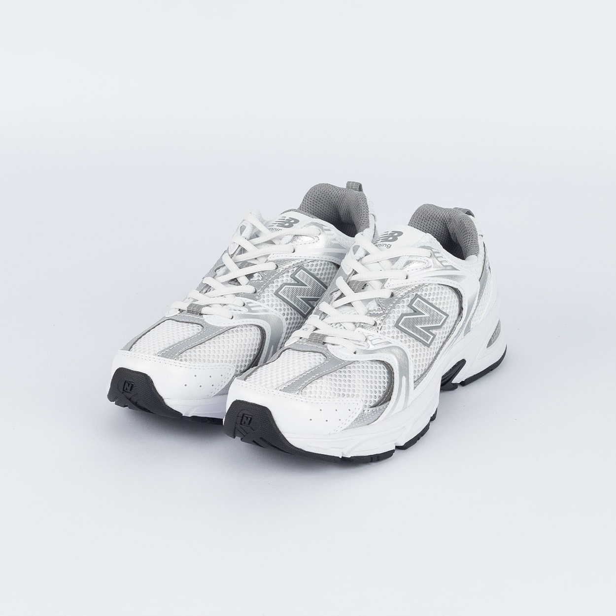 Tênis New Balance 530 Branco Nude Mushroom MR530AD