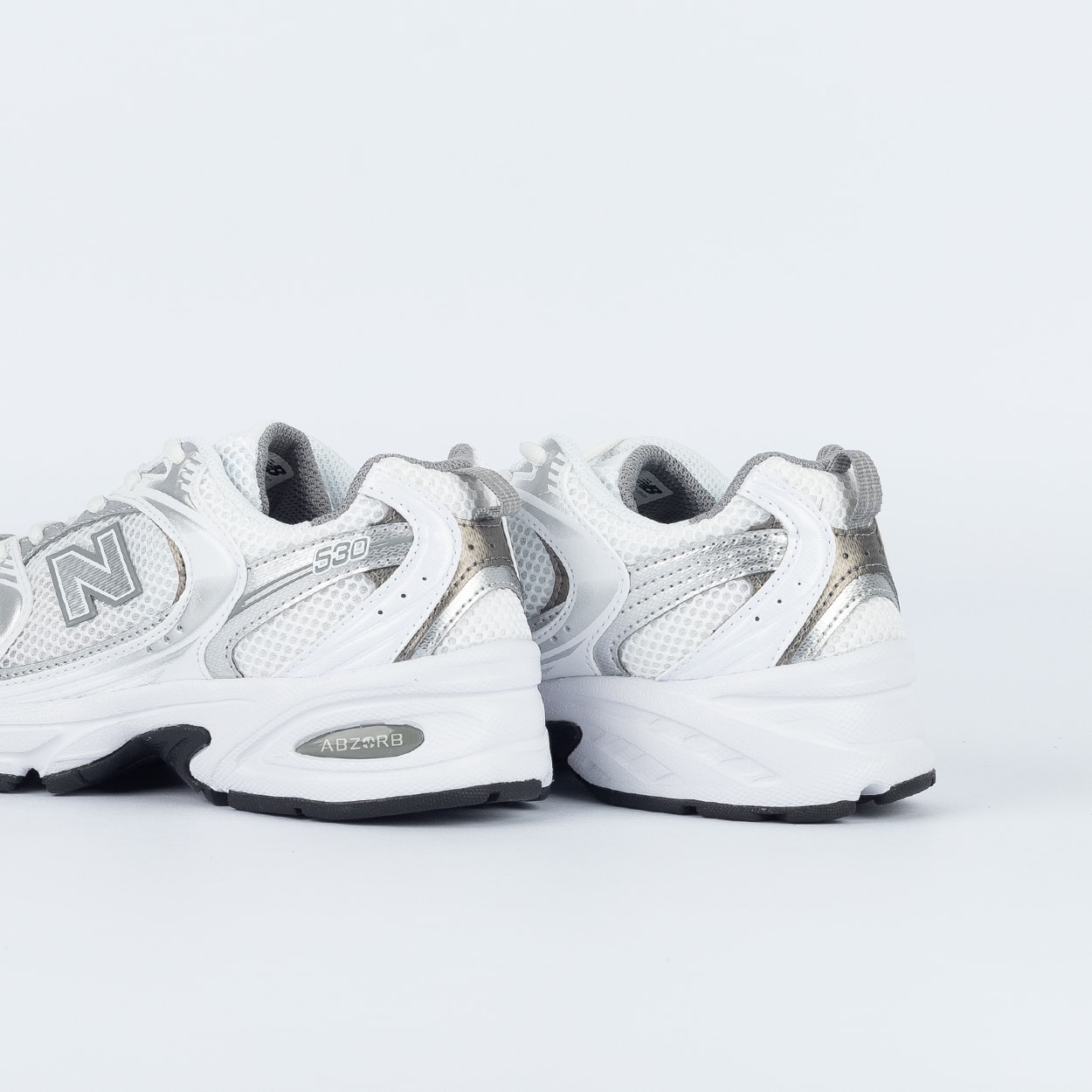 Tênis New Balance 530 Branco Nude Mushroom MR530AD