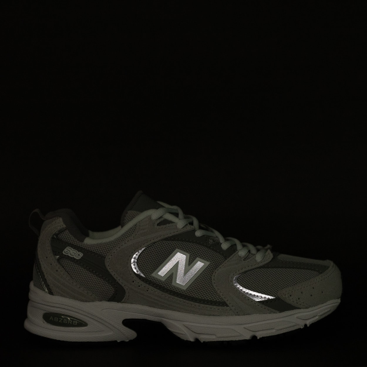 new balance mr 530