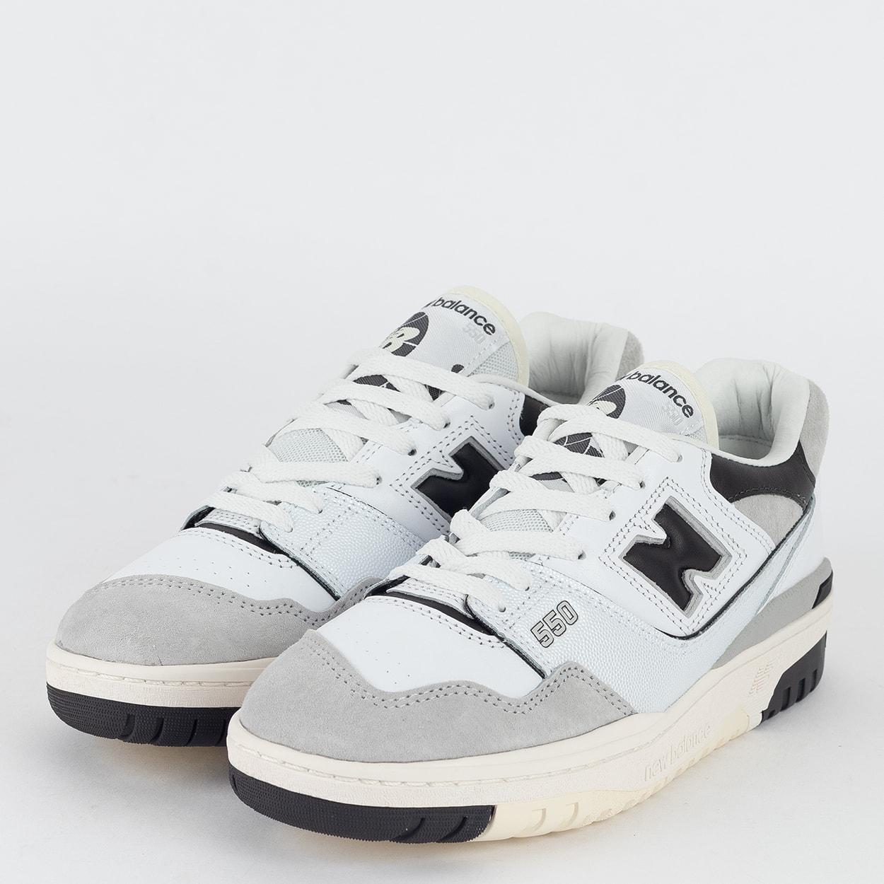Tênis New Balance 550 Branco Preto Prata BB550GWB