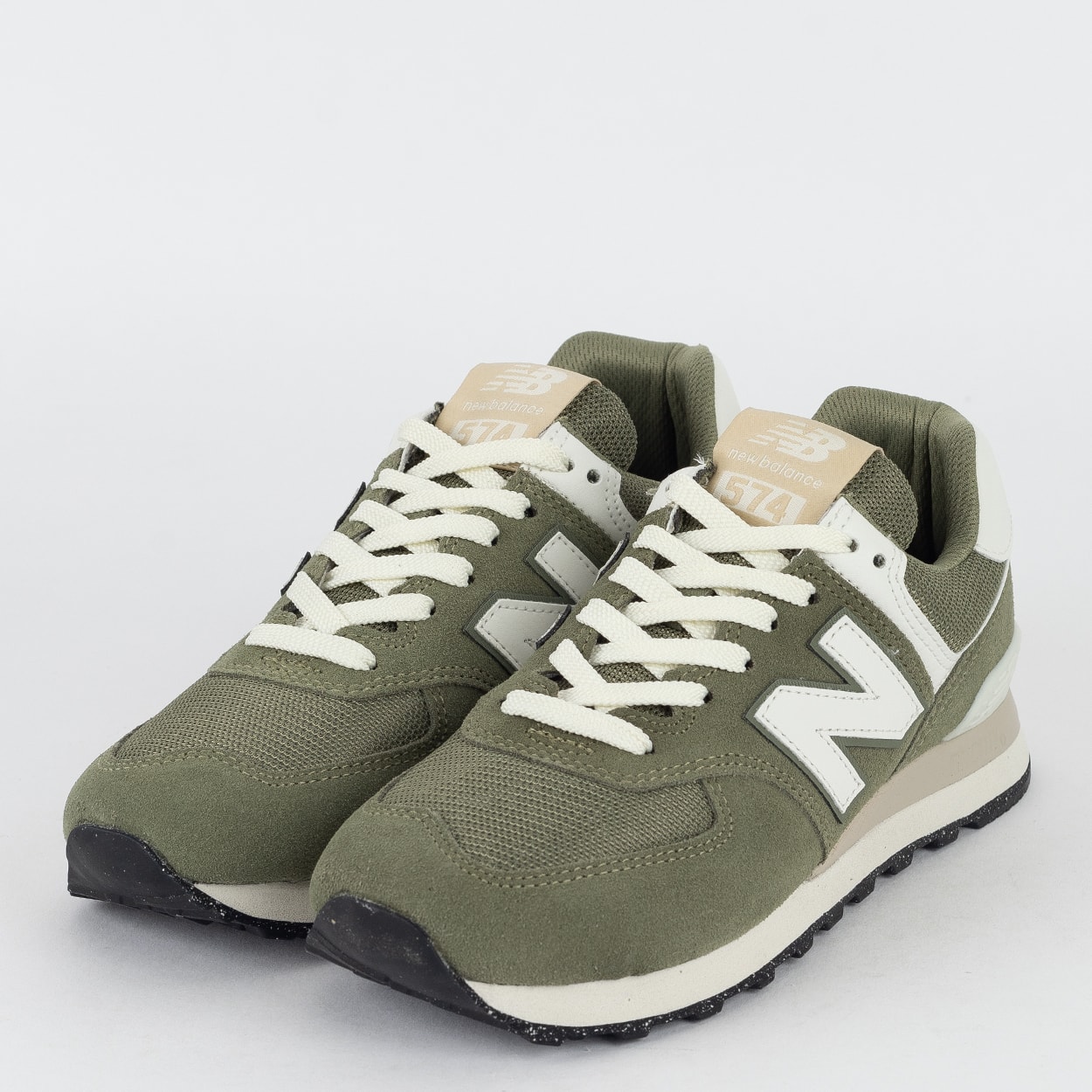 Tênis New Balance 574 V2 Verde Musgo Branco U574TQ2