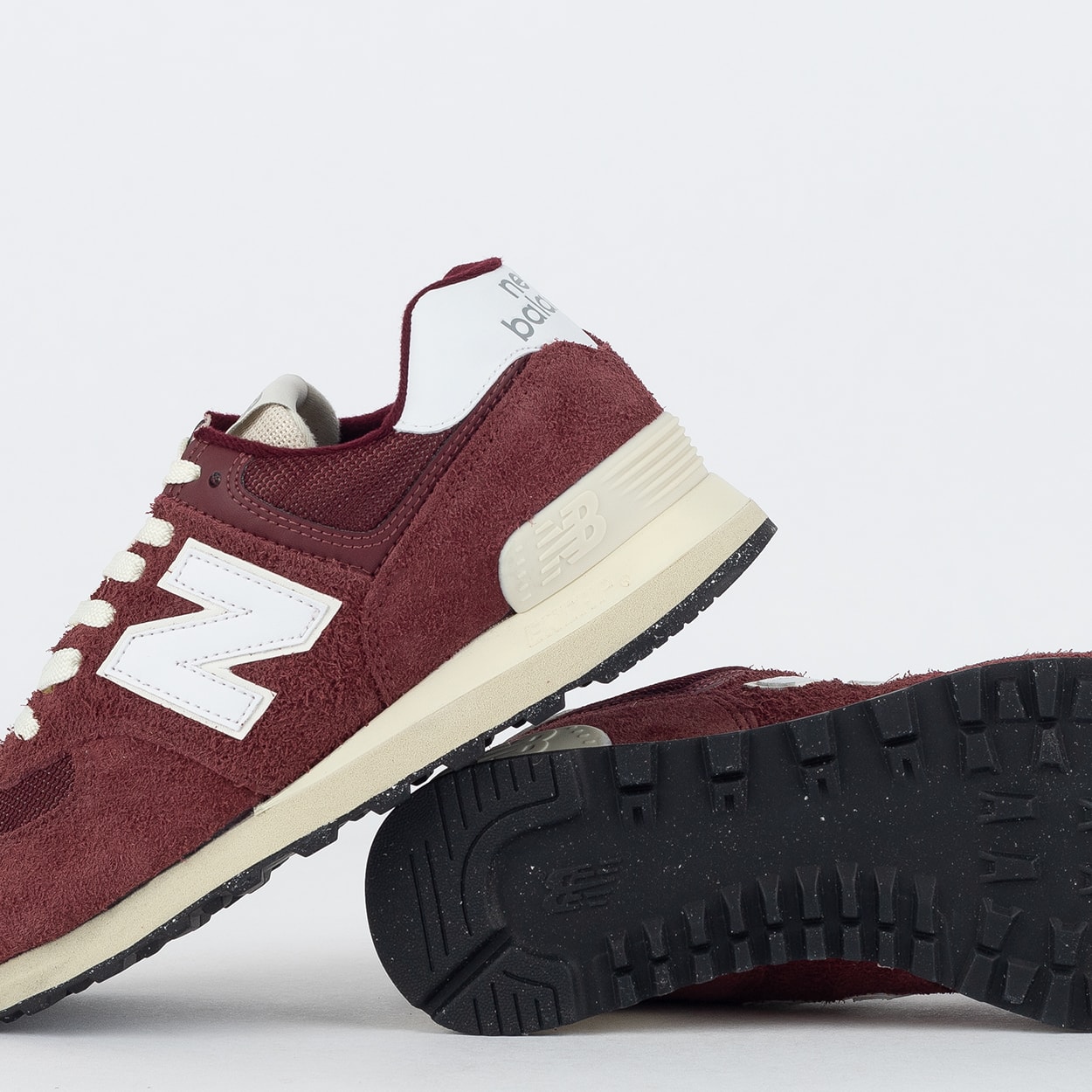 Tênis New Balance 574 V2 Wine Angora U574YC2