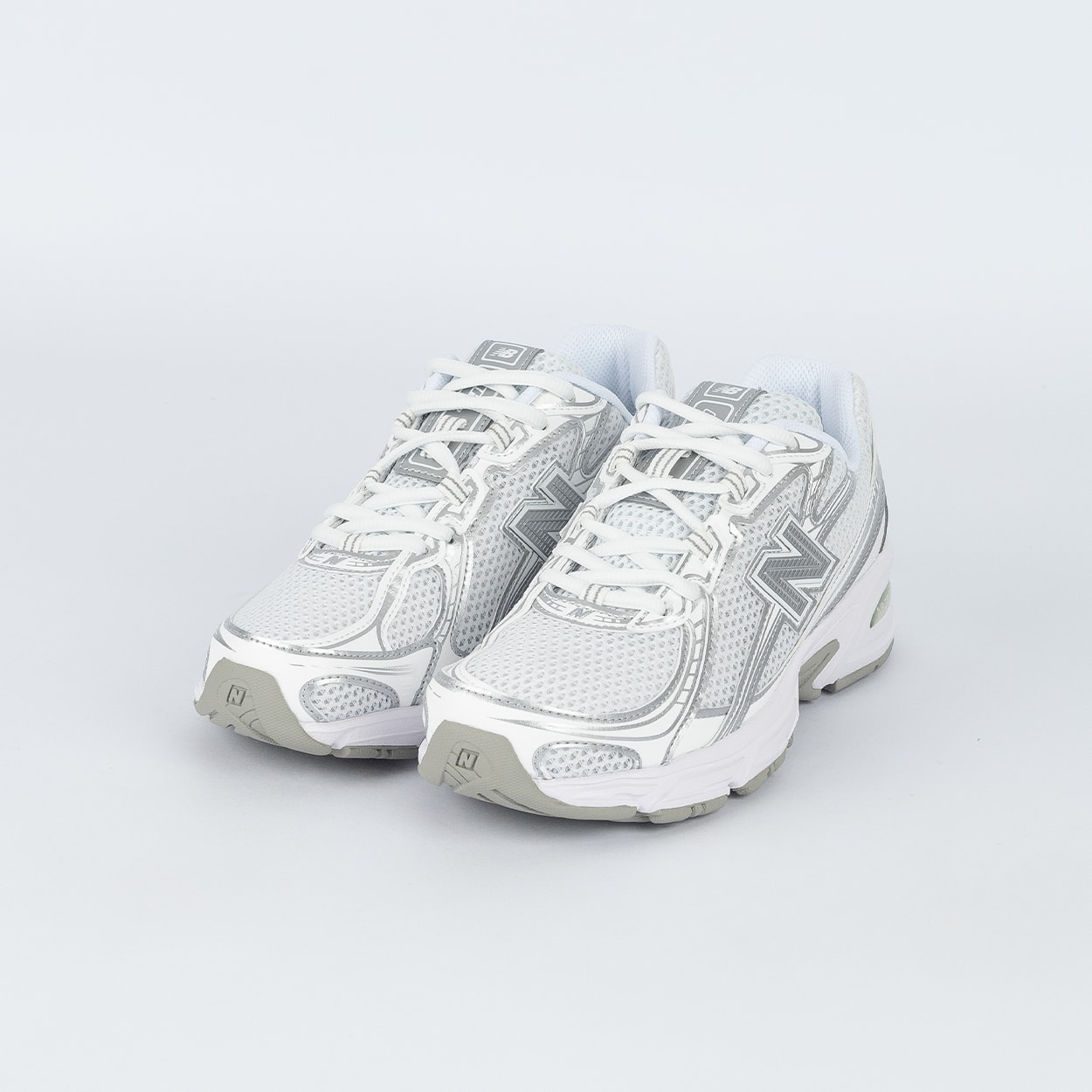 Tênis New Balance 740 Branco Prata U740WM2