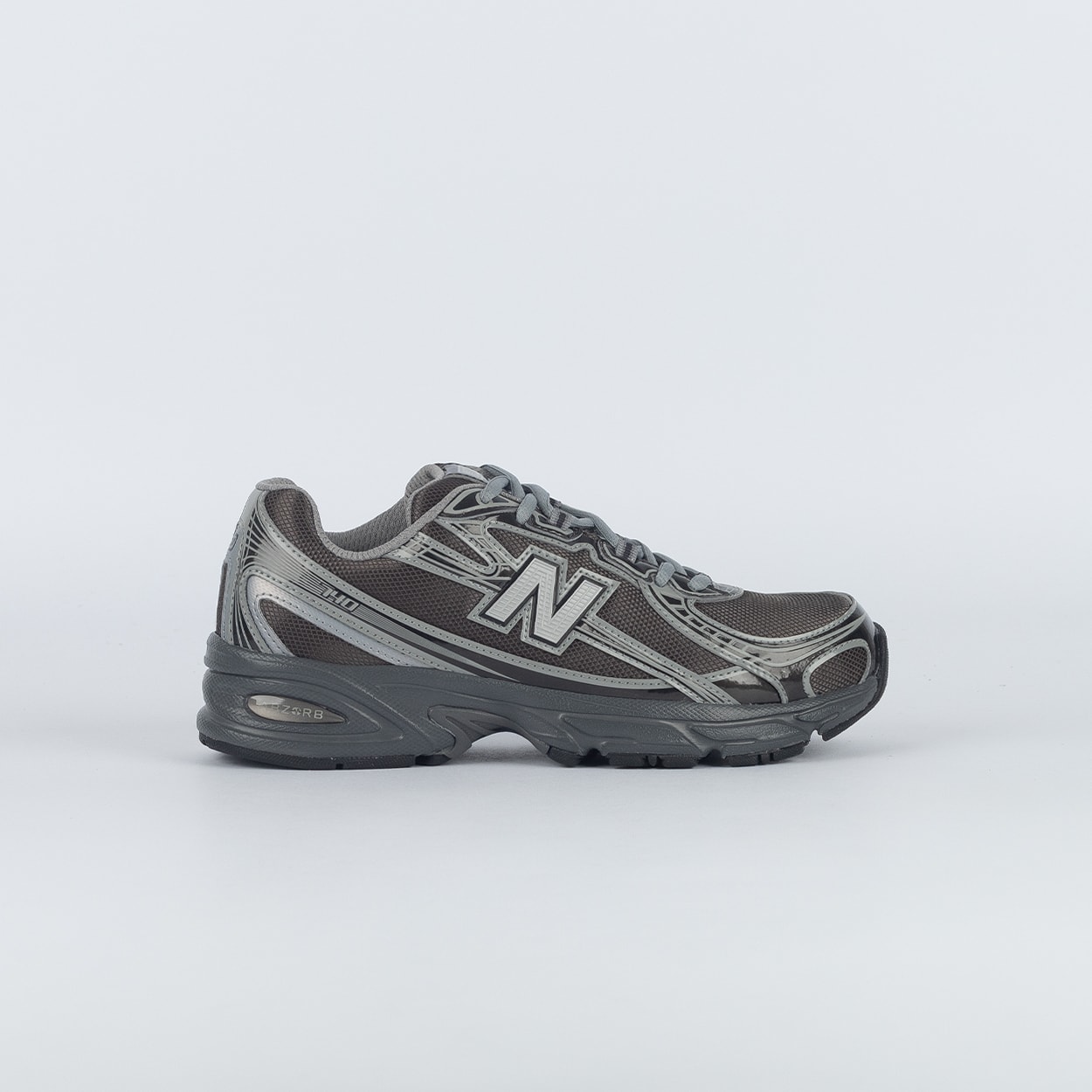 Tênis New Balance 740 Preto Metalizado Castlerock U7407YI