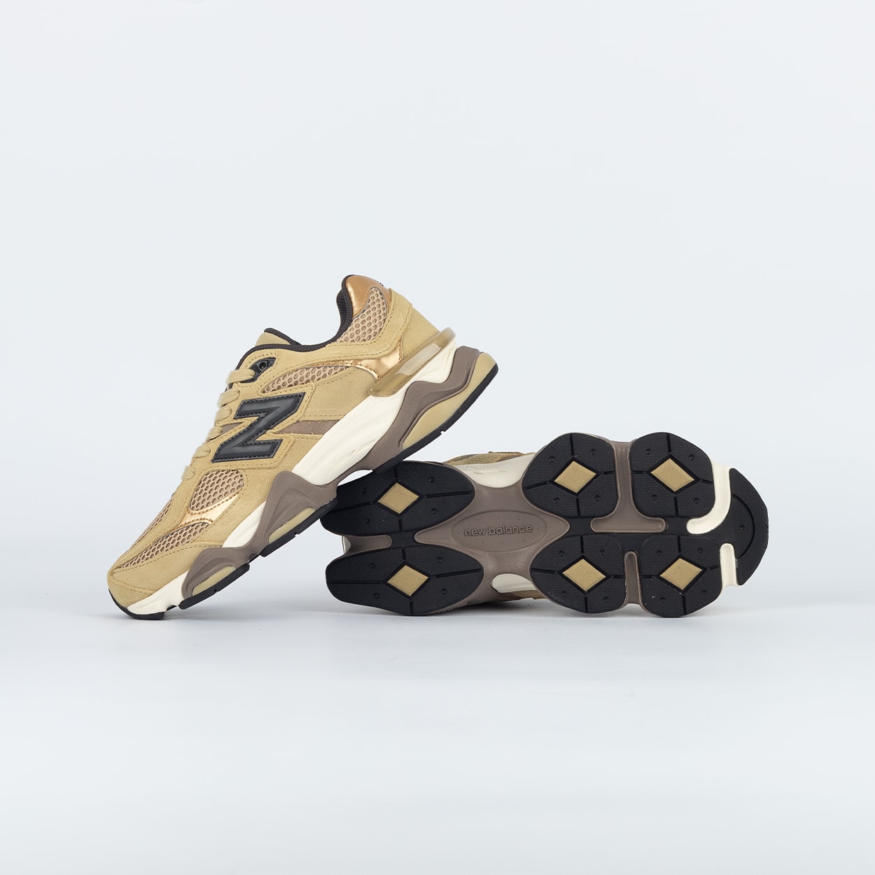 Tênis New Balance 9060 Areia Bege U90604WC