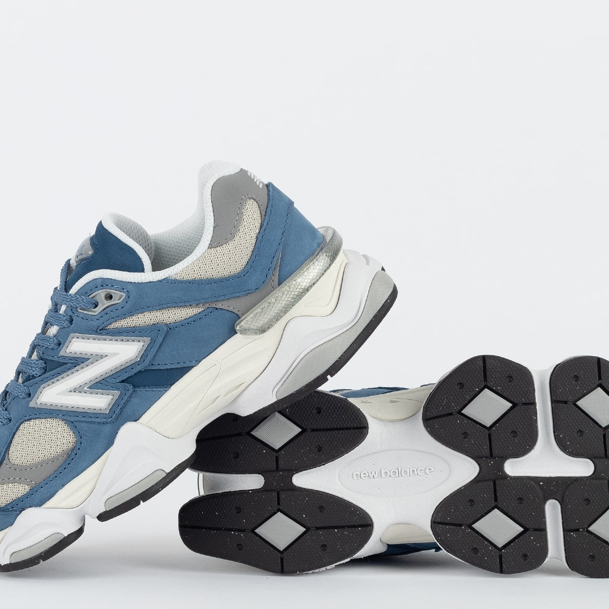 Tênis New Balance 9060 Azul U9060CTC