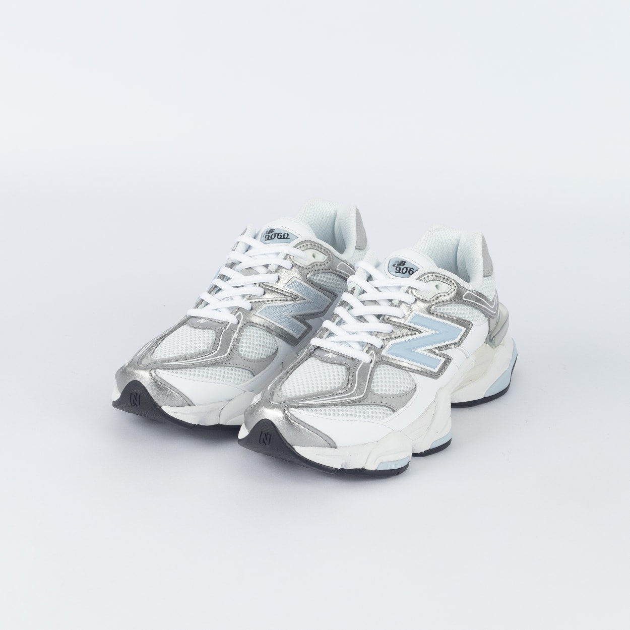 Tênis New Balance 9060 Bege Claro Azul Claro U90609I1