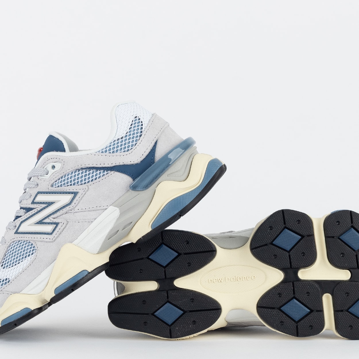 Tênis New Balance 9060 Cinza Azul Escuro U9060PSC