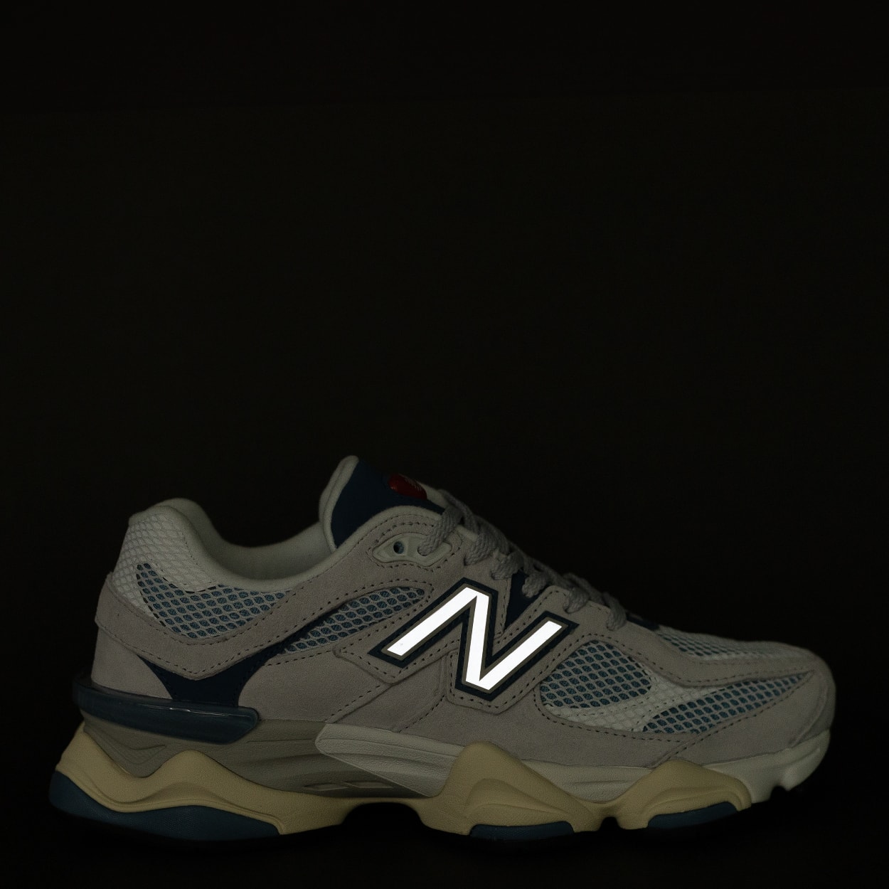 Tênis New Balance 9060 Cinza Azul Escuro U9060PSC