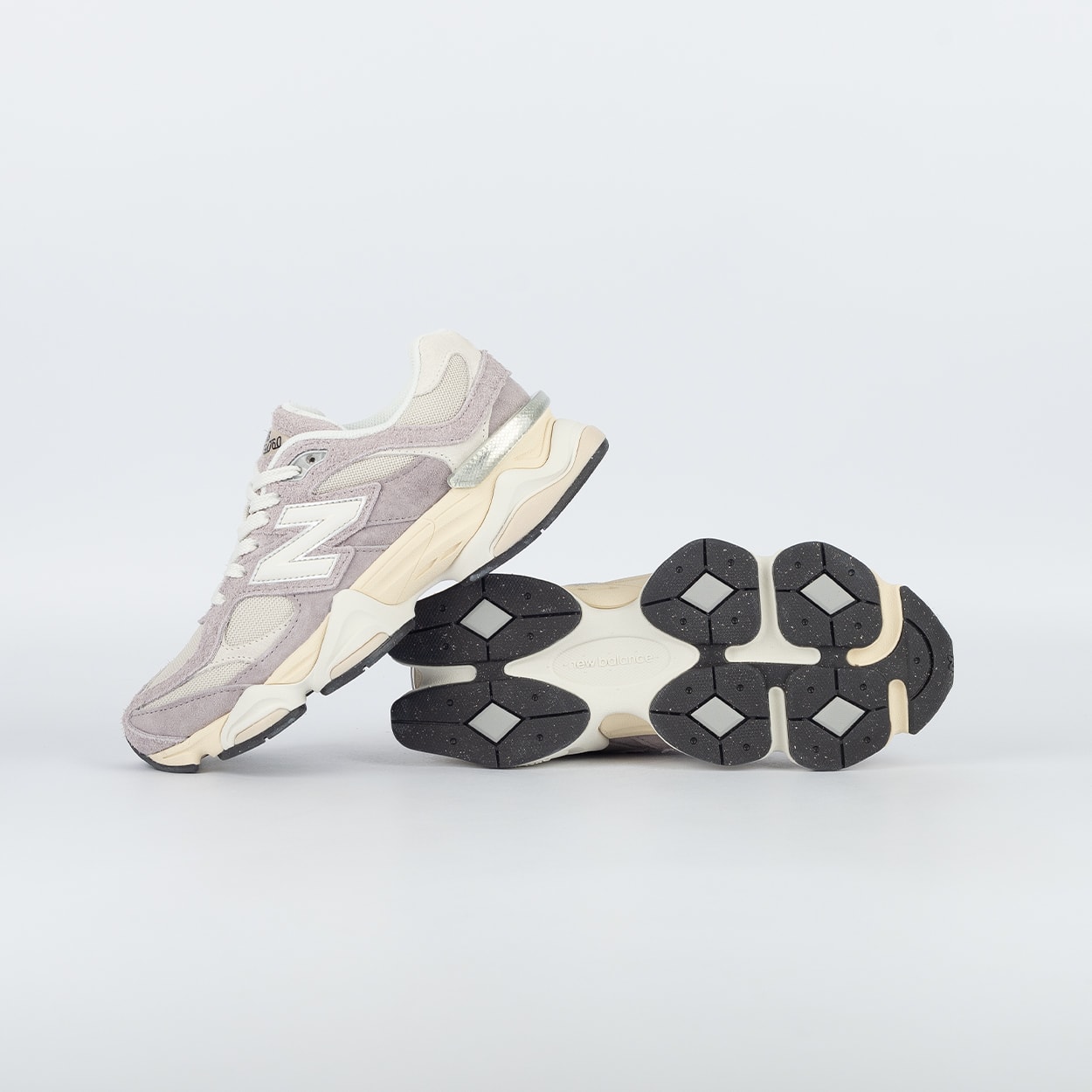 Tênis New Balance 9060 Cinza Bege U906029M
