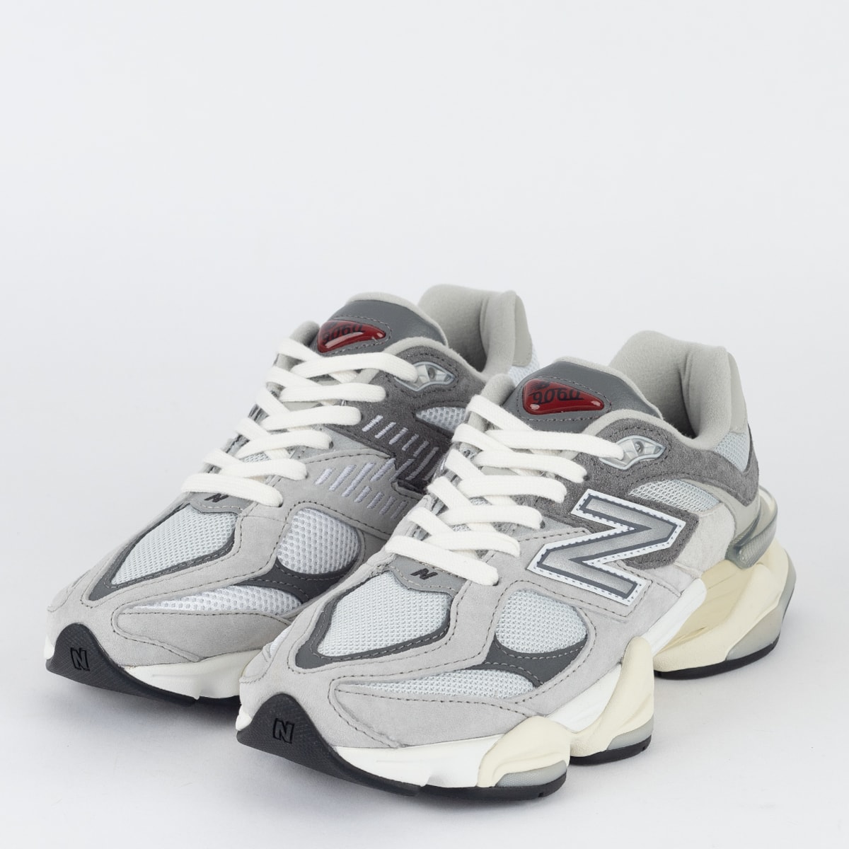 Tênis New Balance 9060 Cinza Branco U9060GRY