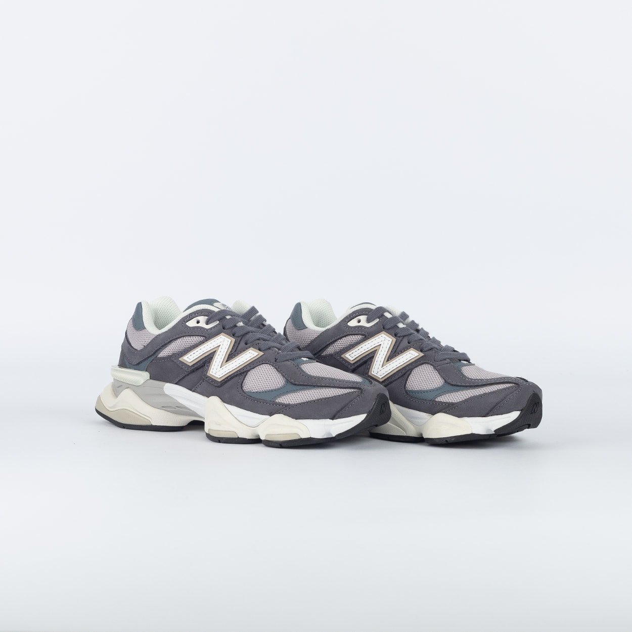 Tênis New Balance 9060 Grafite Marinho U9060528