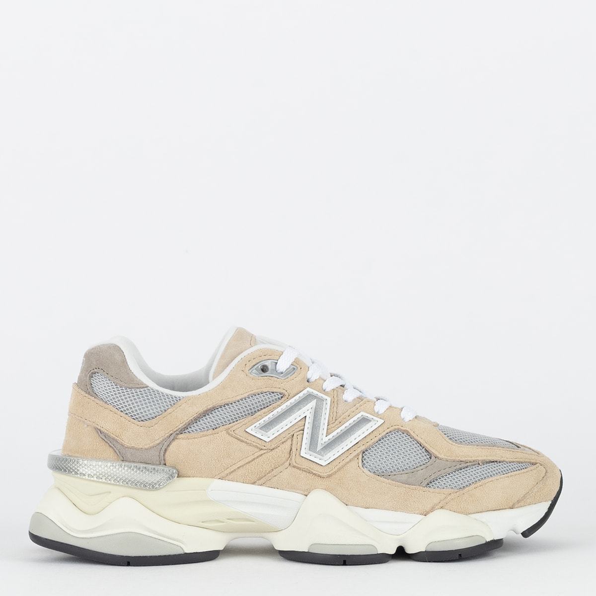 Tênis New Balance 9060 Marrom Claro Cinza Metalizado U9060LBD