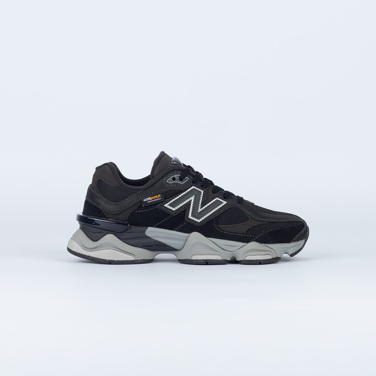 Tênis New Balance 9060 Preto Cinza U9060ORA