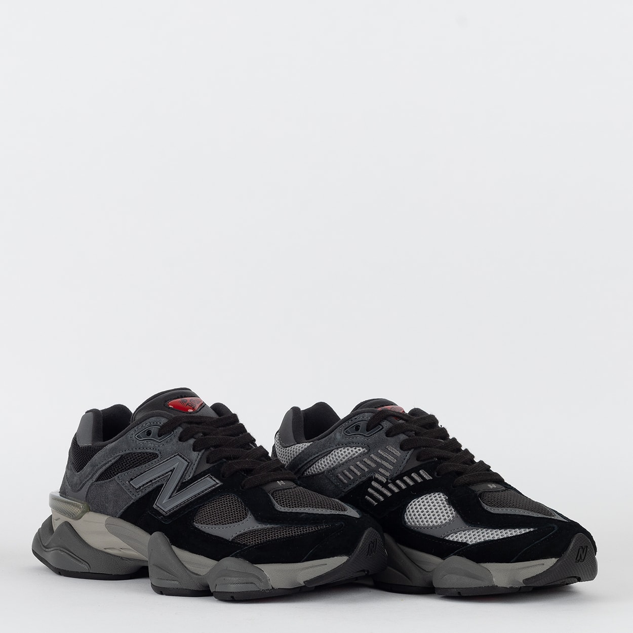 ニューバランス　U9060BLK Tênis New Balance 9060 Preto Taupe U9060BLK