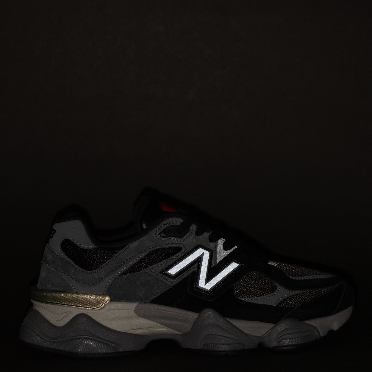 Tênis New Balance 9060 Preto Taupe U9060BLK