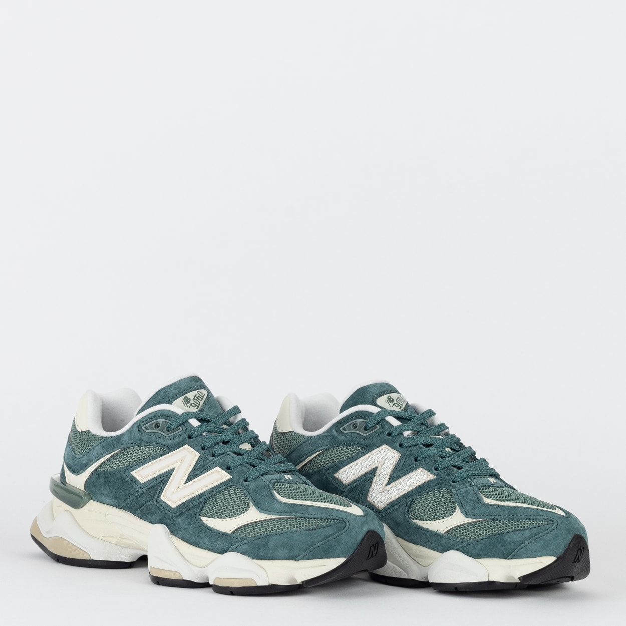 Tênis New Balance 9060 Verde Escuro U9060EEK