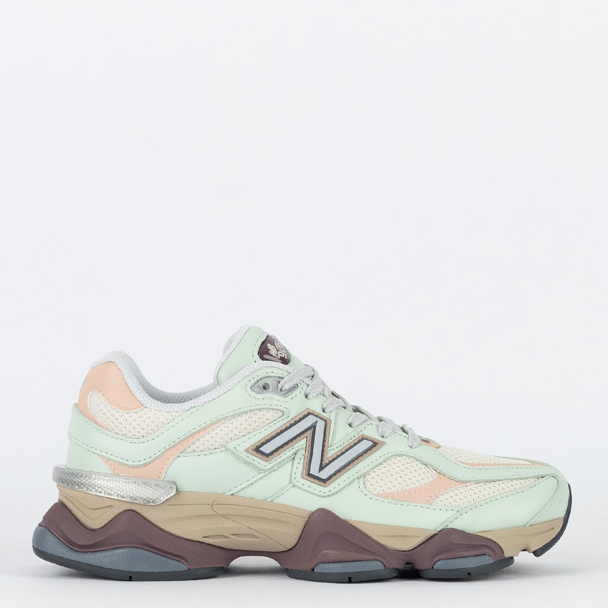 New Balance 9060 スニーカー | ブルー | FARFETCH JP