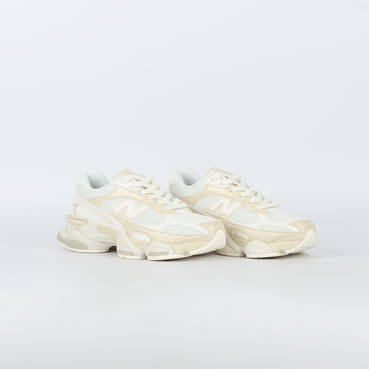 Tênis New Balance 9060R Bege Bege Claro U90605GN