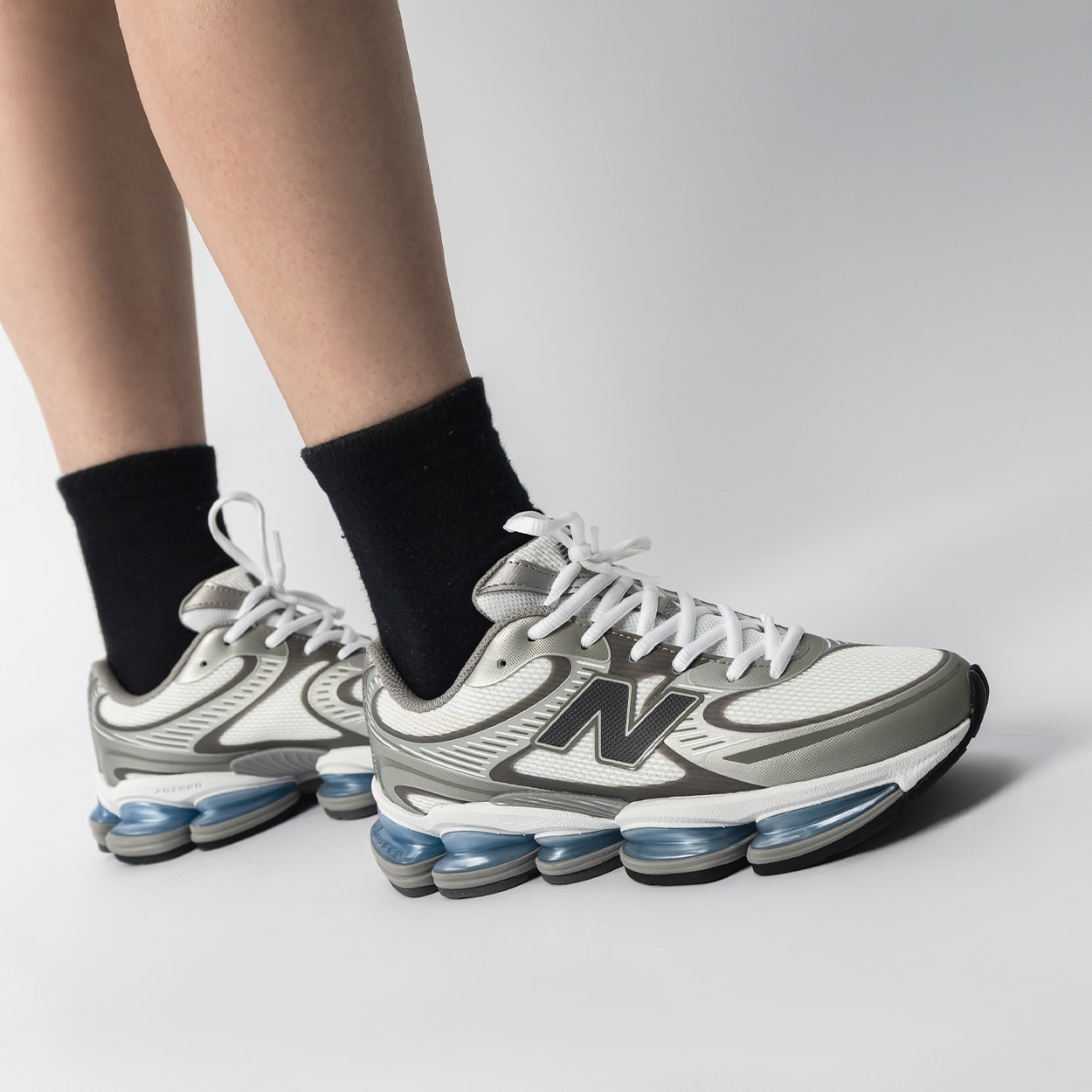 Tênis New Balance Abzorb 2000 Branco Grafite U2000AA