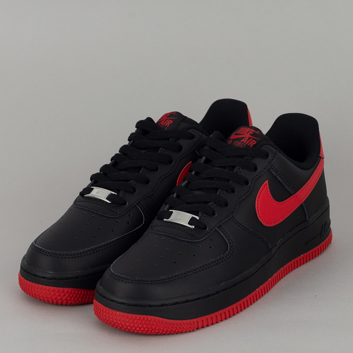 Tênis Nike Air Force 07 Black University Red FJ4146-002