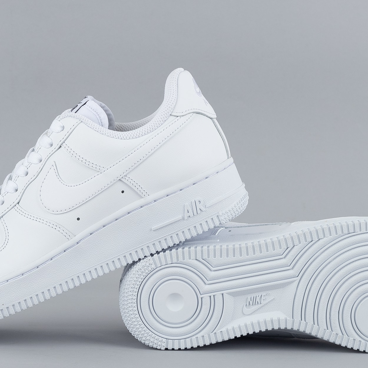 Tênis Nike Air Force 1 07 Flyease White White DX5883-100