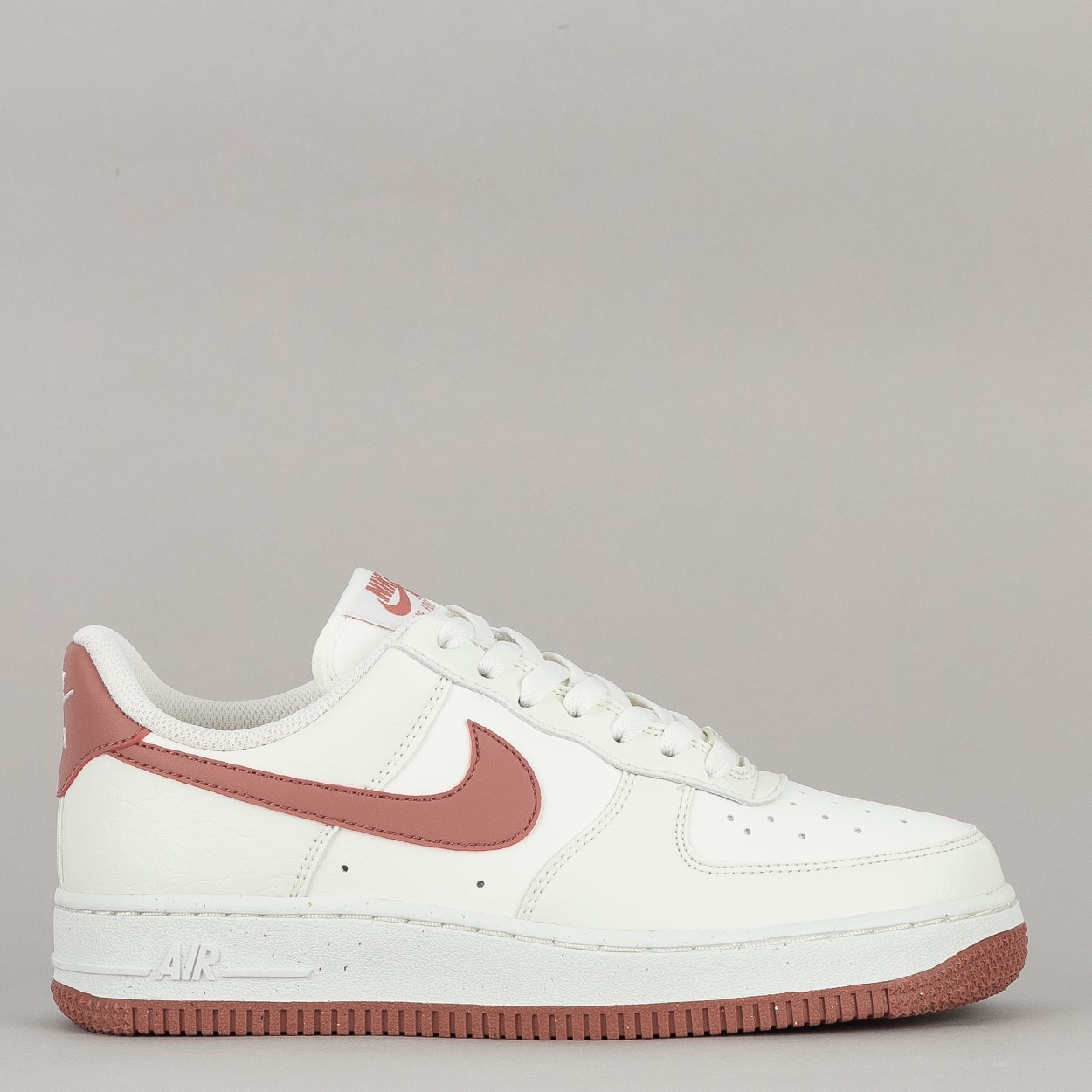 Tênis Nike Air Force 1 07 Next Nature White Flax DC9486-103