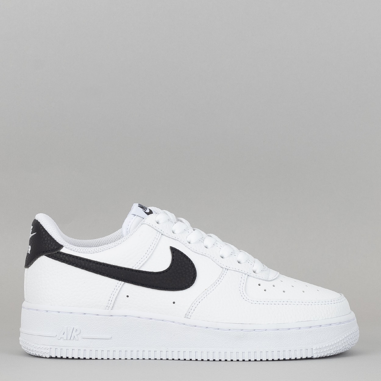 ct2302 100 nike