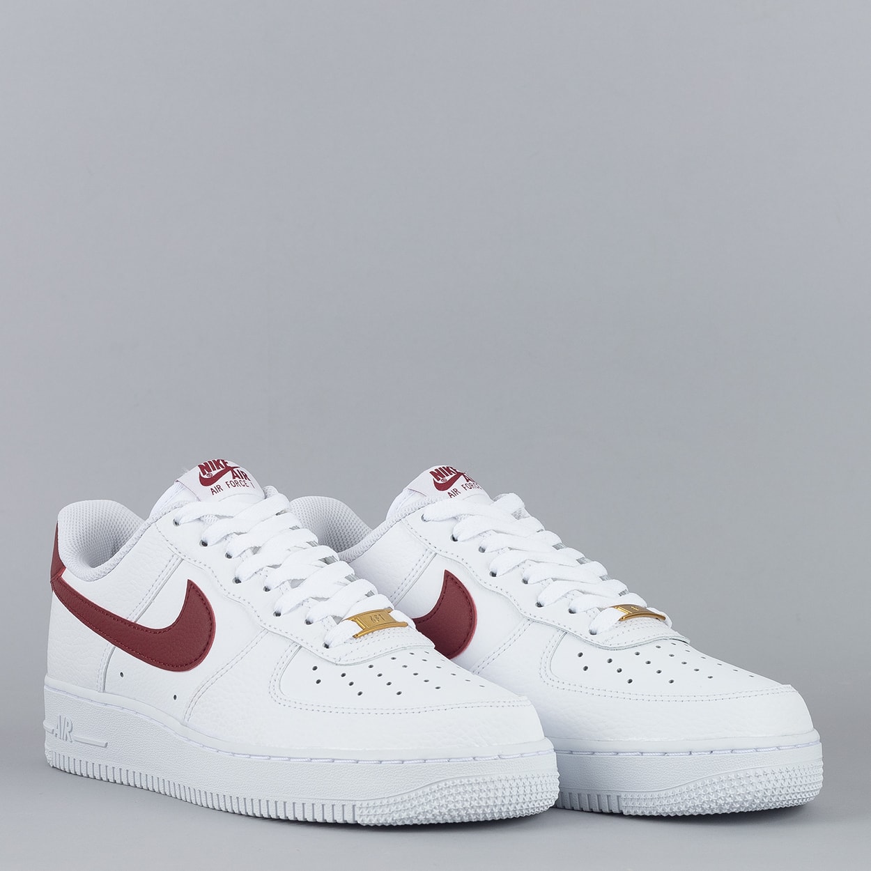 Nike air force white with hot sale red swoosh