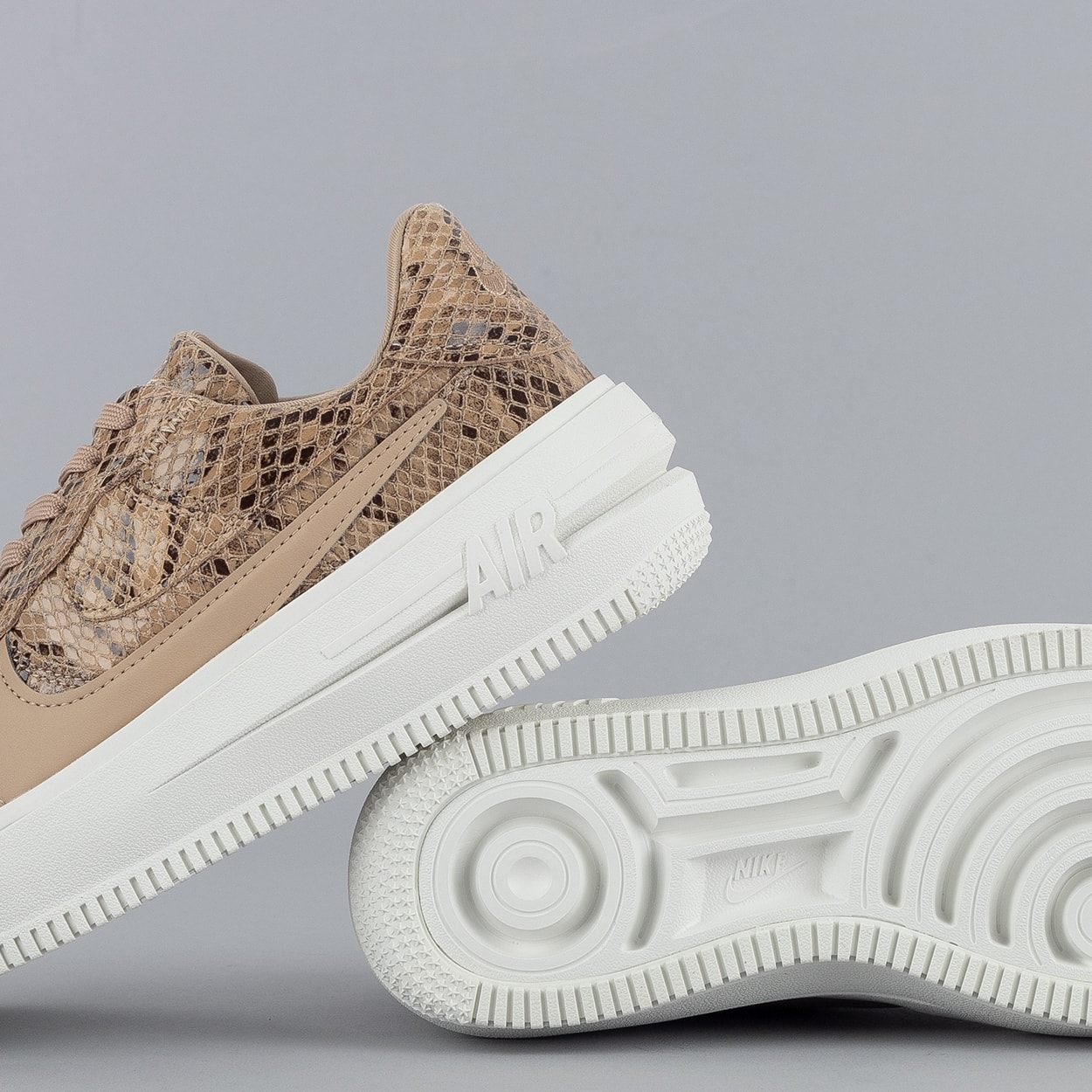 Tênis Nike Air Force 1 PLT.AF.ORM Hemp FJ4965-200