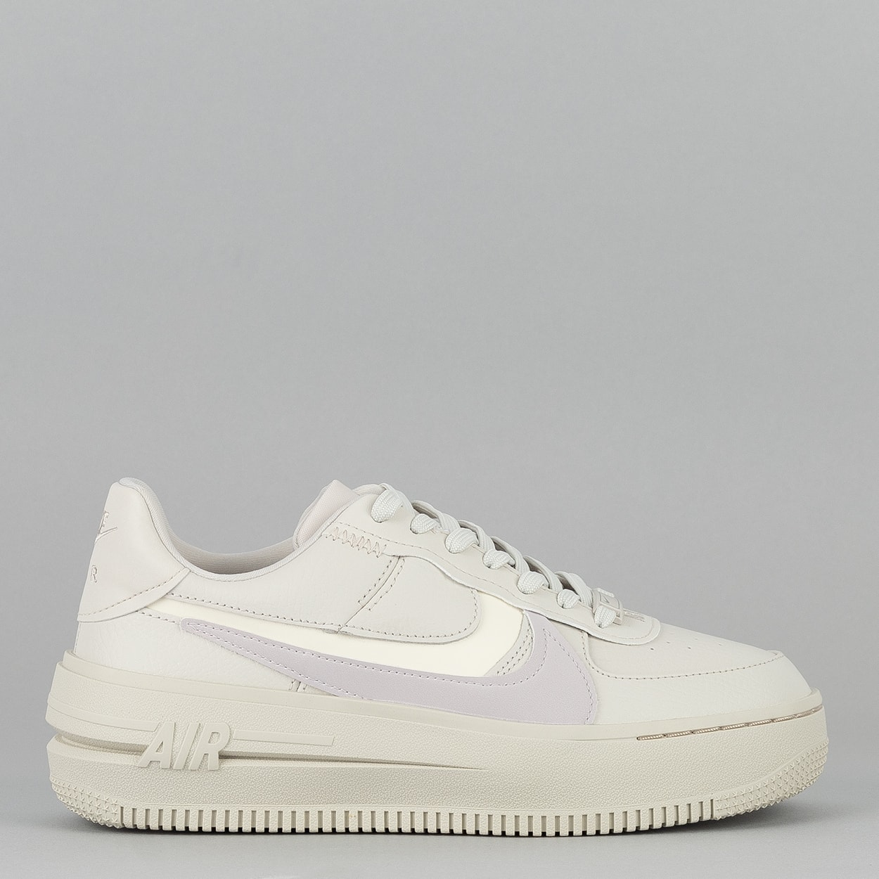 Tênis Nike Air Force 1 PLT.AF.ORM Hemp FJ4965-200