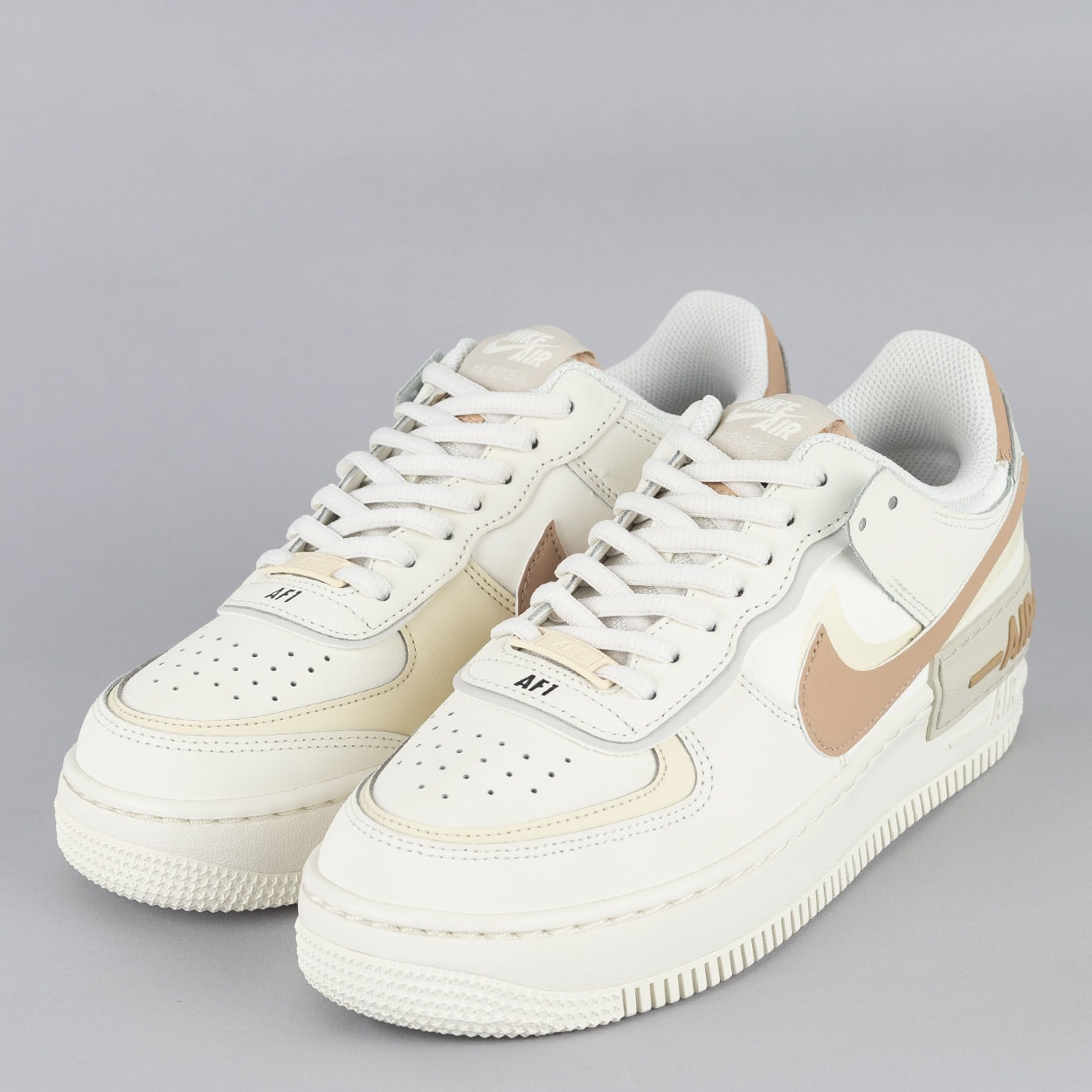 Air force one nike 2024 beige