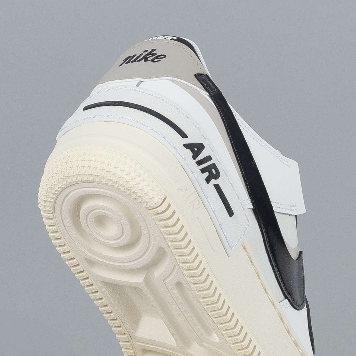 新品 Nike ナイキ Air Force 1 DZ1847-110 23.0 Nike Tênis feminino Air Force 1 Shadow (DZ1847-110, branco