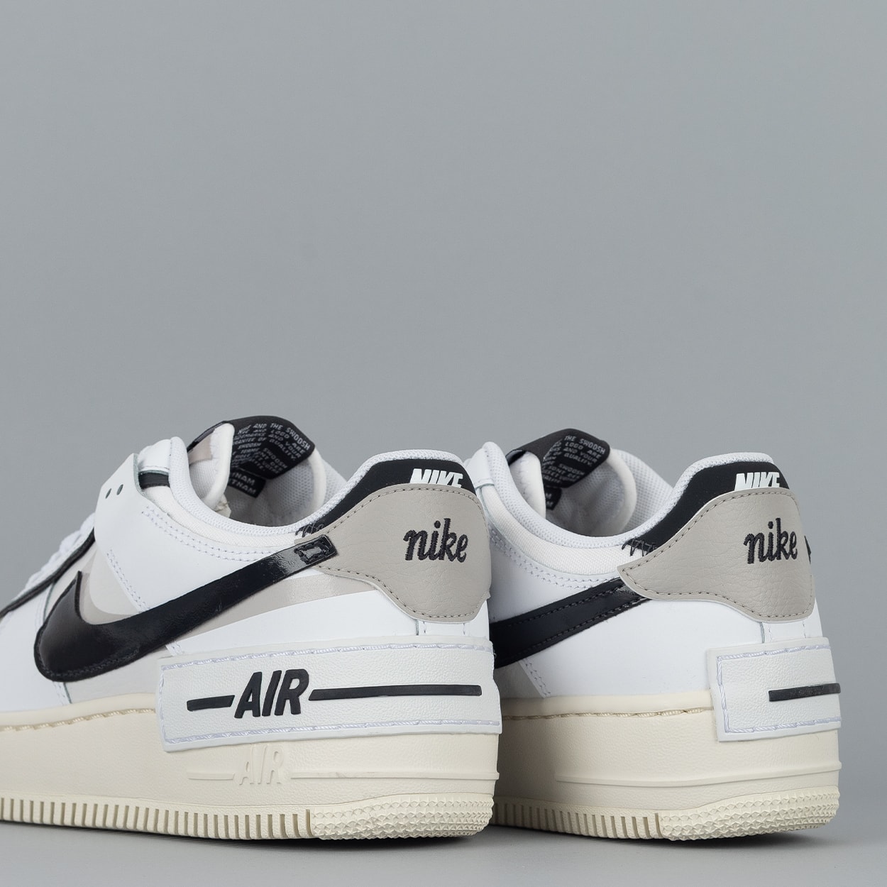 Tênis Nike Air Force 1 Shadow White Off Noir College Grey