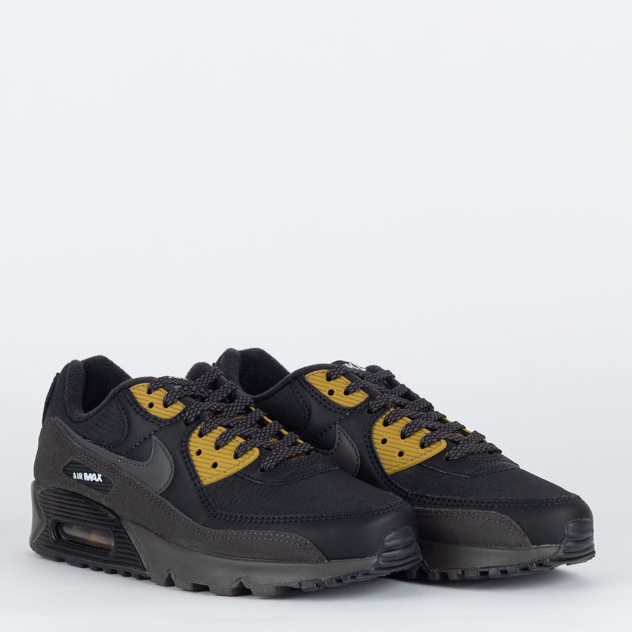 Tenis nike air max clearance 90 preto e dourado