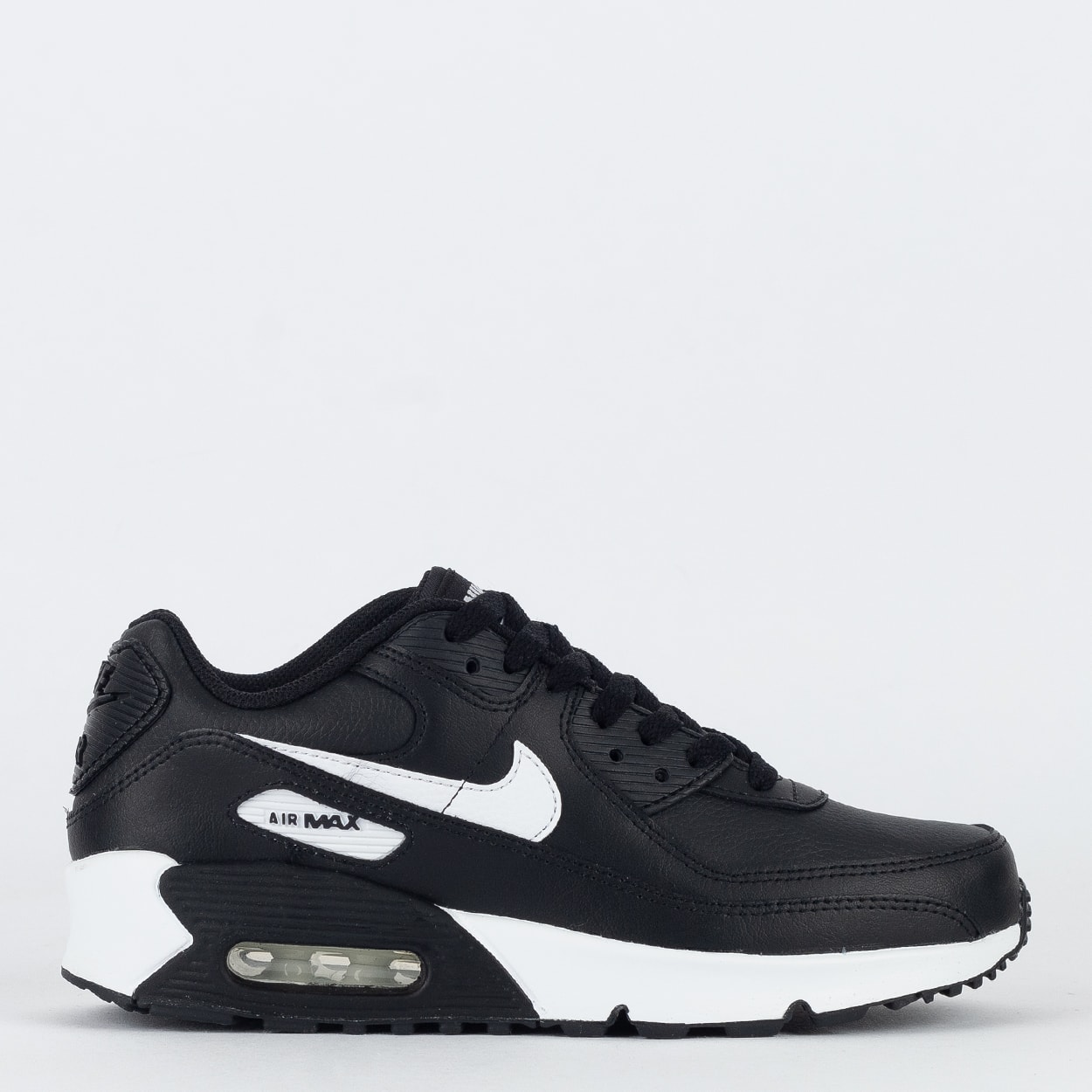 Air 90 preto e shops branco