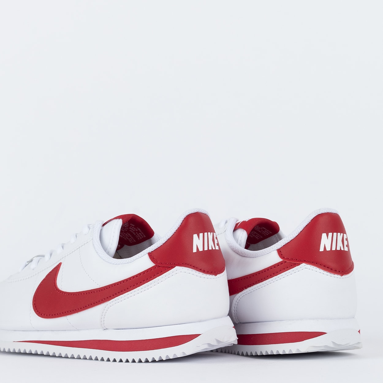 Difference between nike cortez basic sales and classic