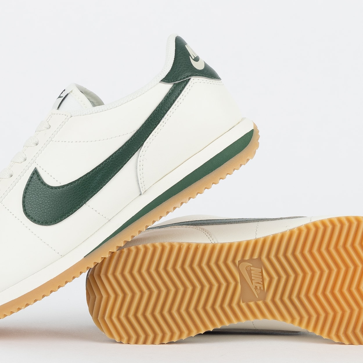 Tênis Nike Cortez Sail Gum DN1791-110