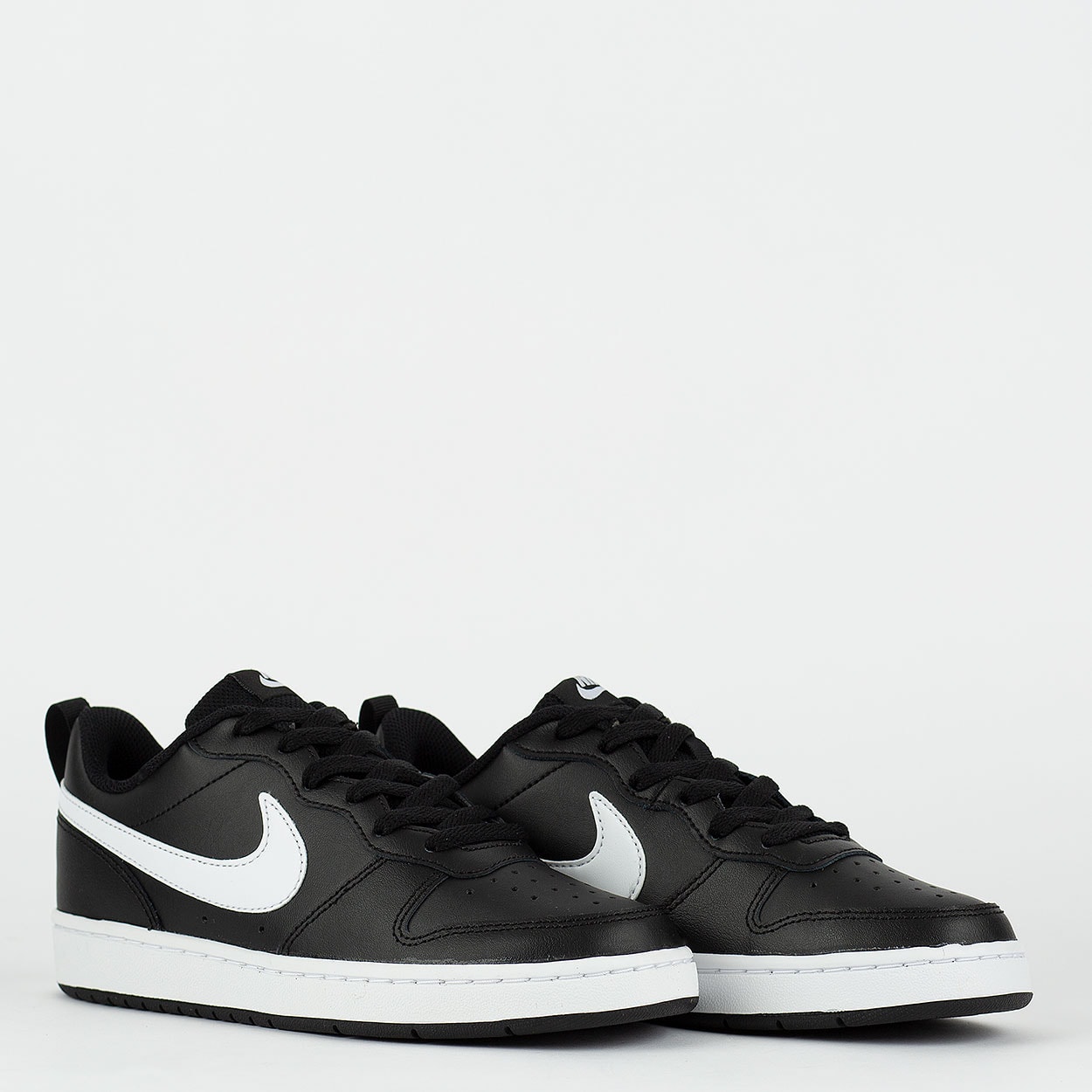 Tenis sales nike baixo