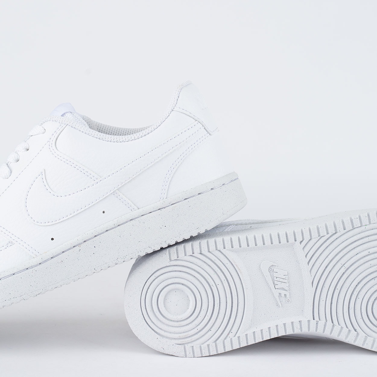 nike court vision sneaker vs air force 1