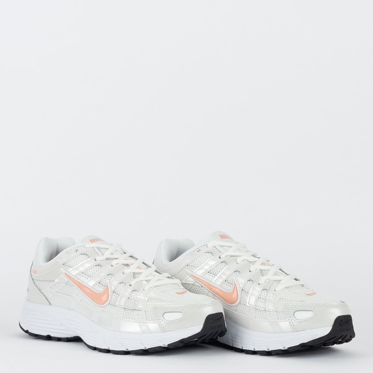 Tênis Nike P-6000 Summit White Apricot HV5064-100