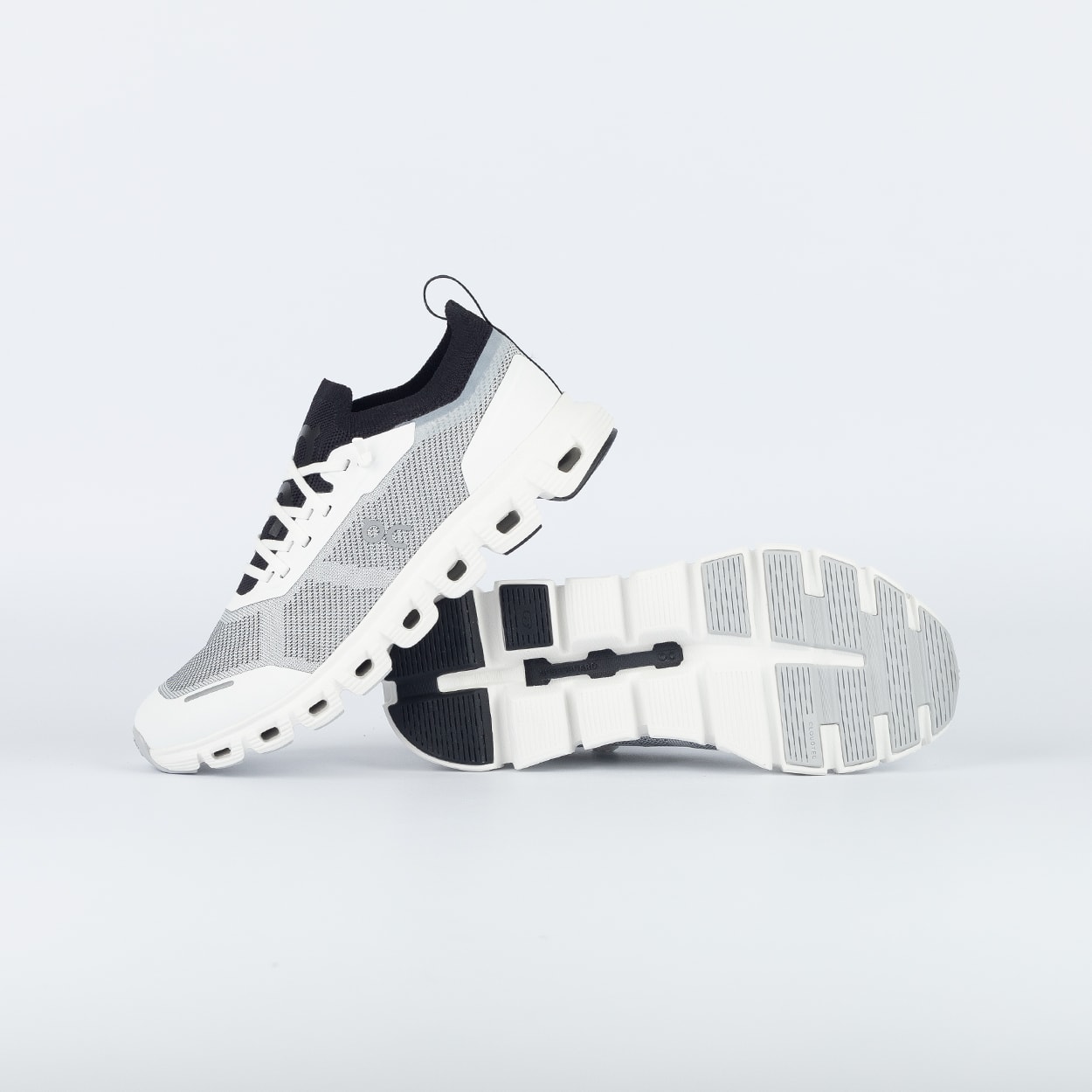 Tênis On Cloud 6 Versa White Black 3MF10040462