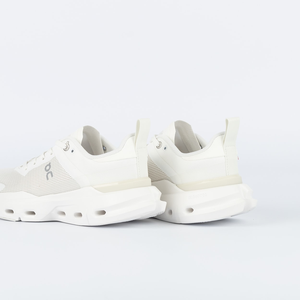 Tênis On Cloudpulse Next White Ice 3WF30320202