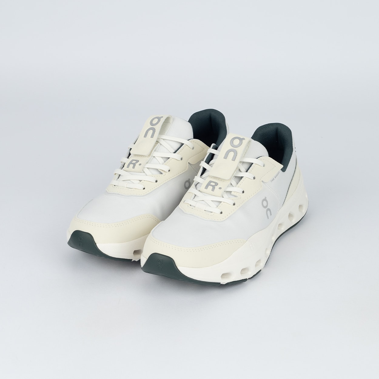 Tênis On The Roger Wildcard Ivory Evergreen 3WG10322491