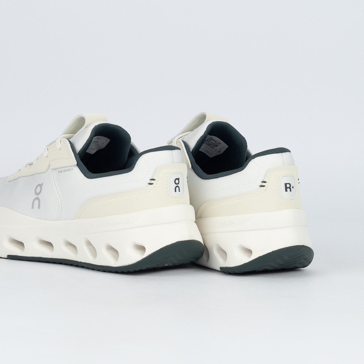 Tênis On The Roger Wildcard Ivory Evergreen 3WG10322491