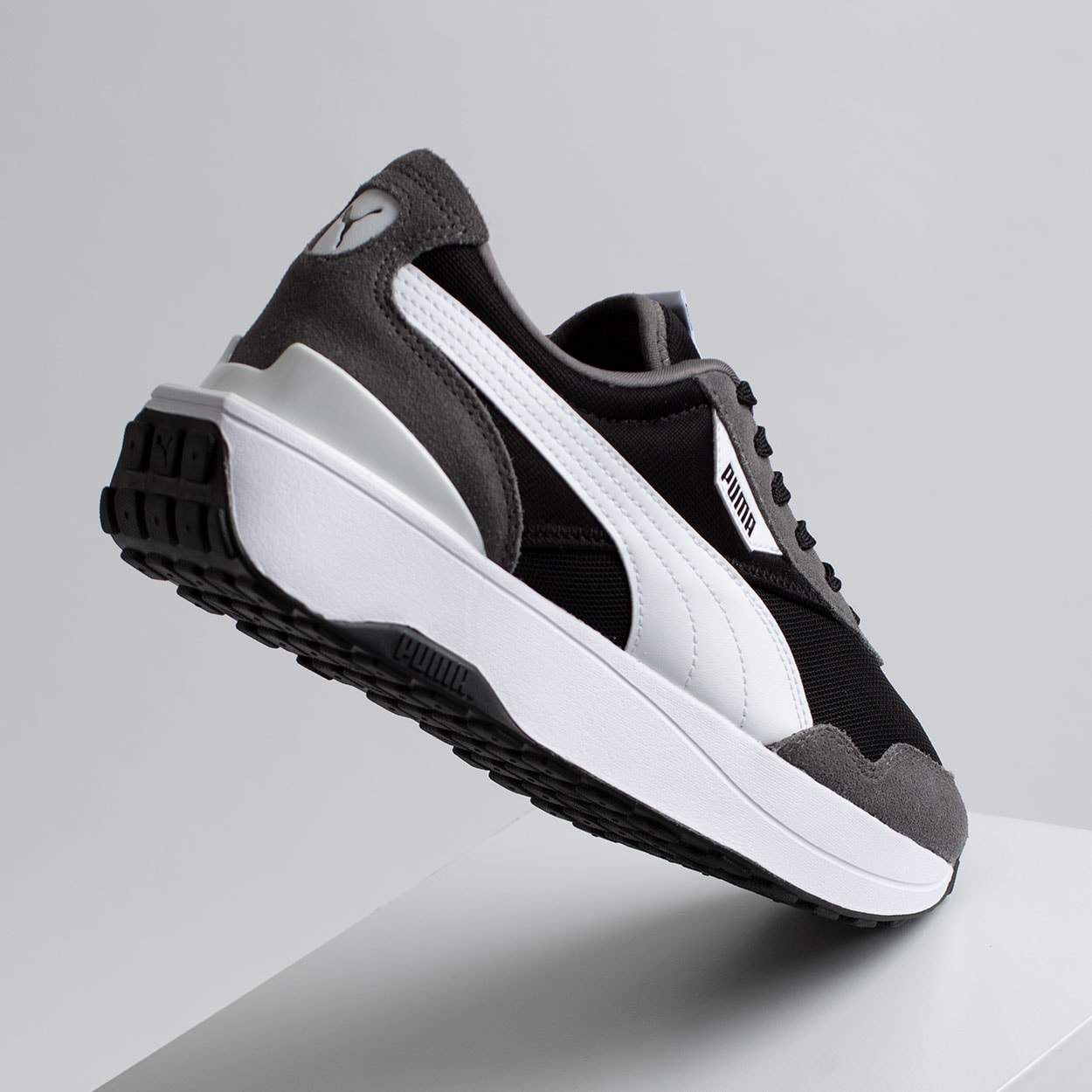 Tênis PUMA Preto e Todo Preto Masculino e Feminino