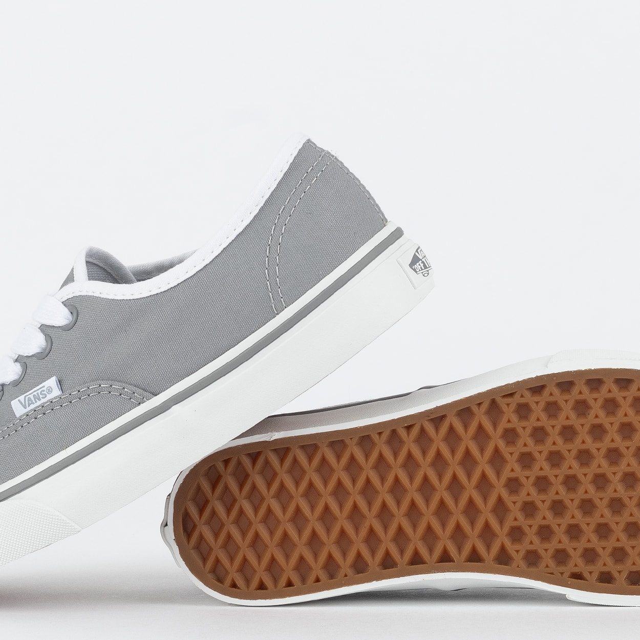 Tênis Vans Authentic Canvas Pop Gray White VN0A2Z3Z9DK