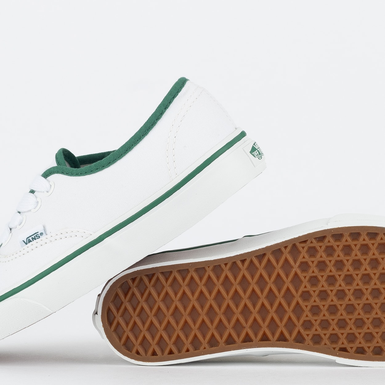 Tênis Vans Authentic Canvas Pop White Green VN0A2Z3ZWGR